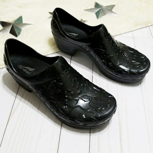 plastic dansko clogs